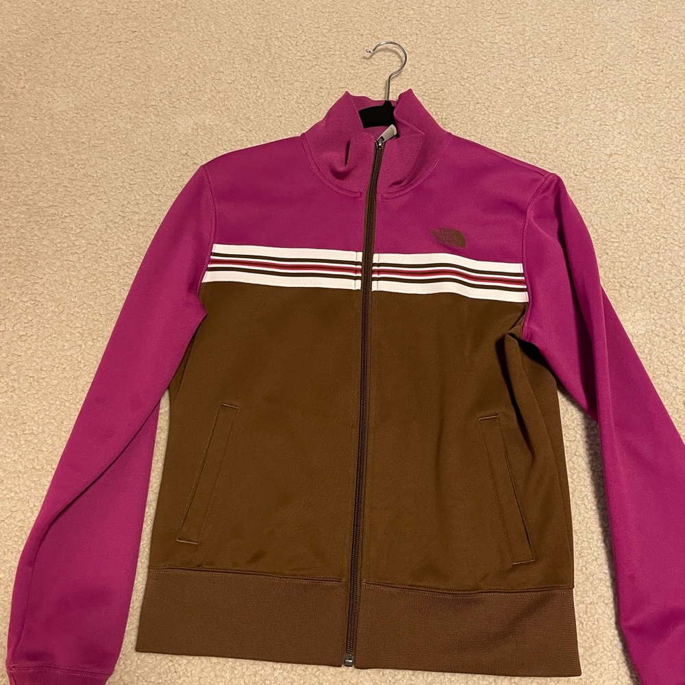 The north face jacket size M. Like new conditon